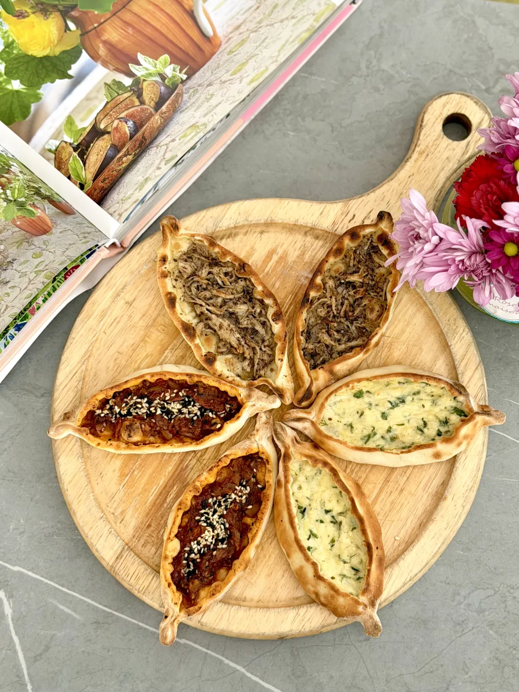 مناقيش الشيف