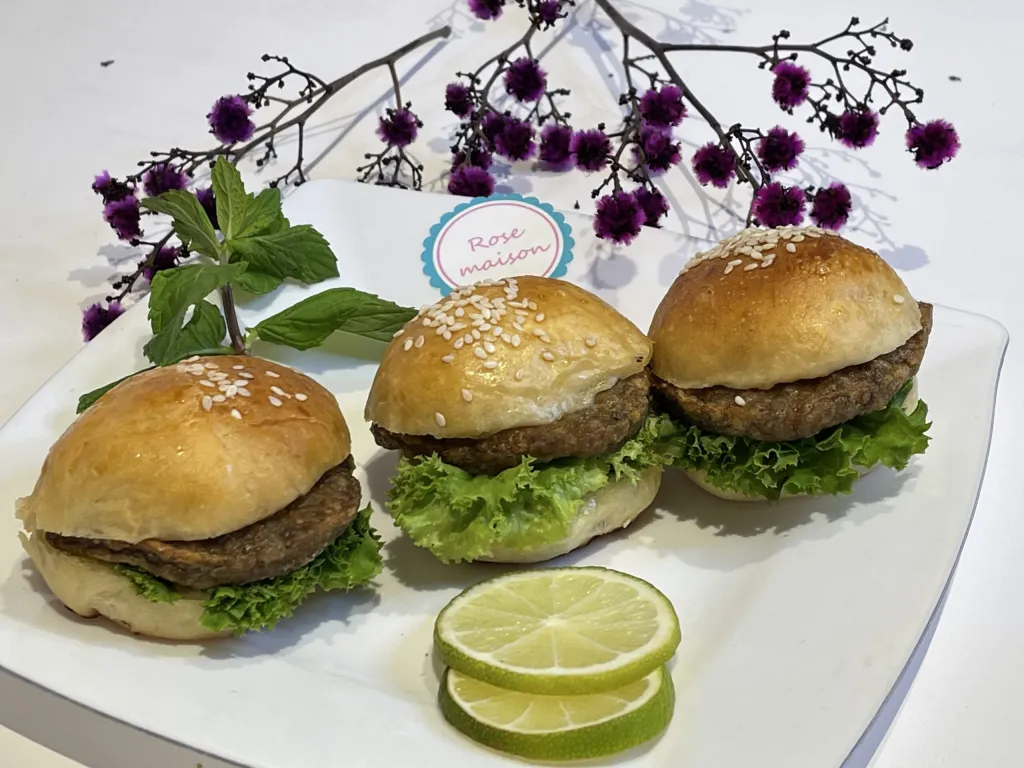 ميني سلايدر لحم بارد