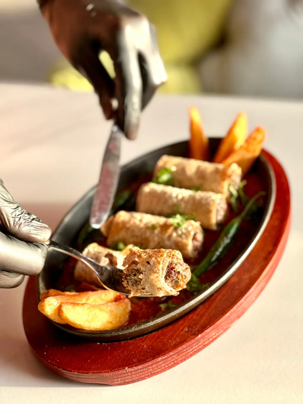 كباب لحم رولز