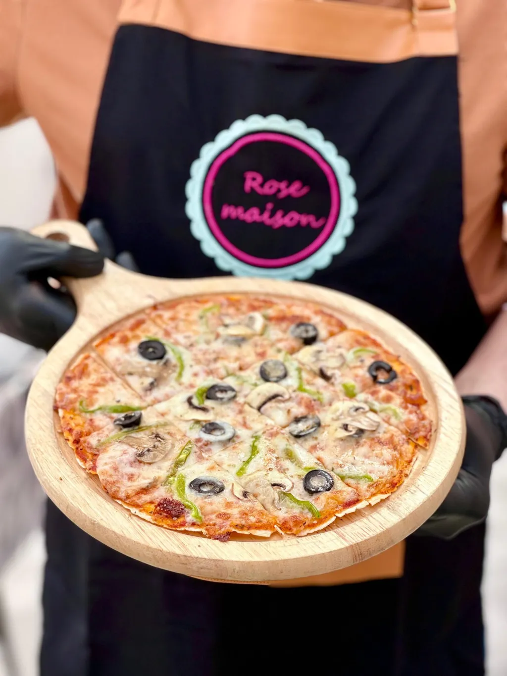 بيتزا خضار رقيقة